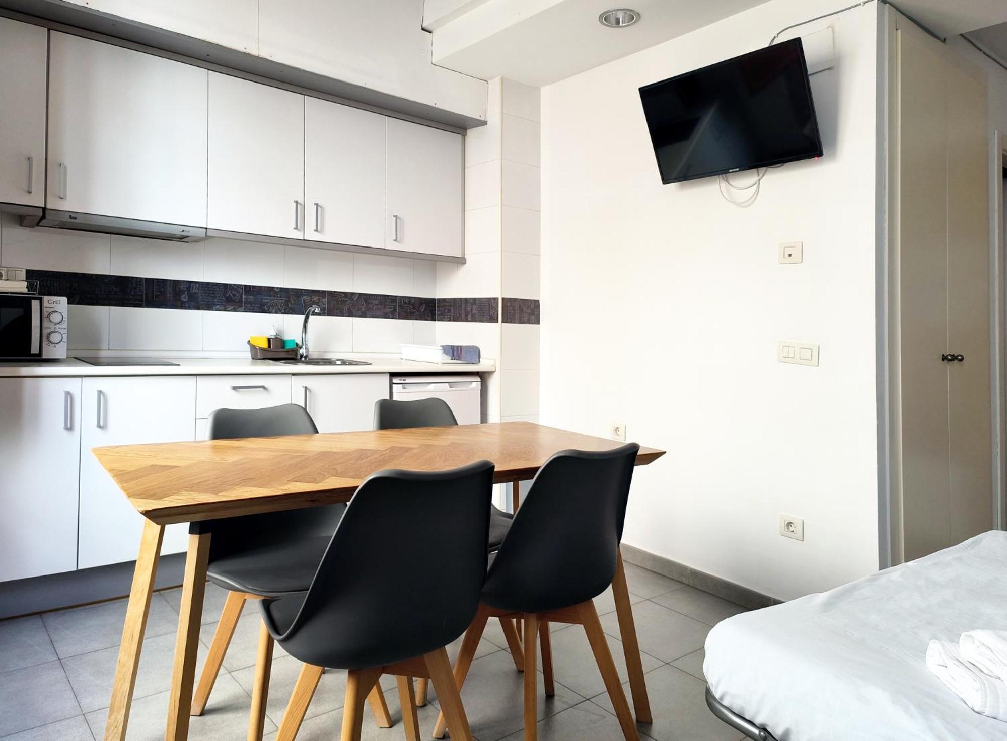 Flats Friends Tetuan Apartment Valencia Exterior photo
