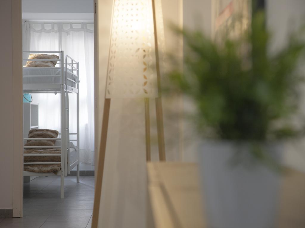 Flats Friends Tetuan Apartment Valencia Exterior photo