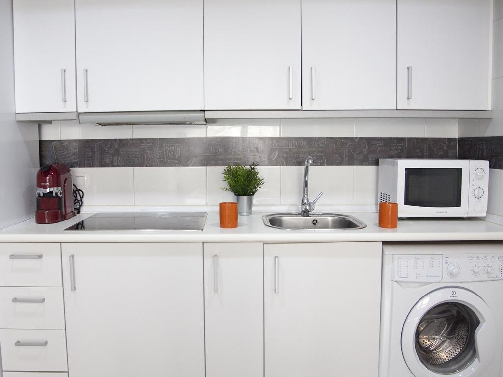 Flats Friends Tetuan Apartment Valencia Exterior photo