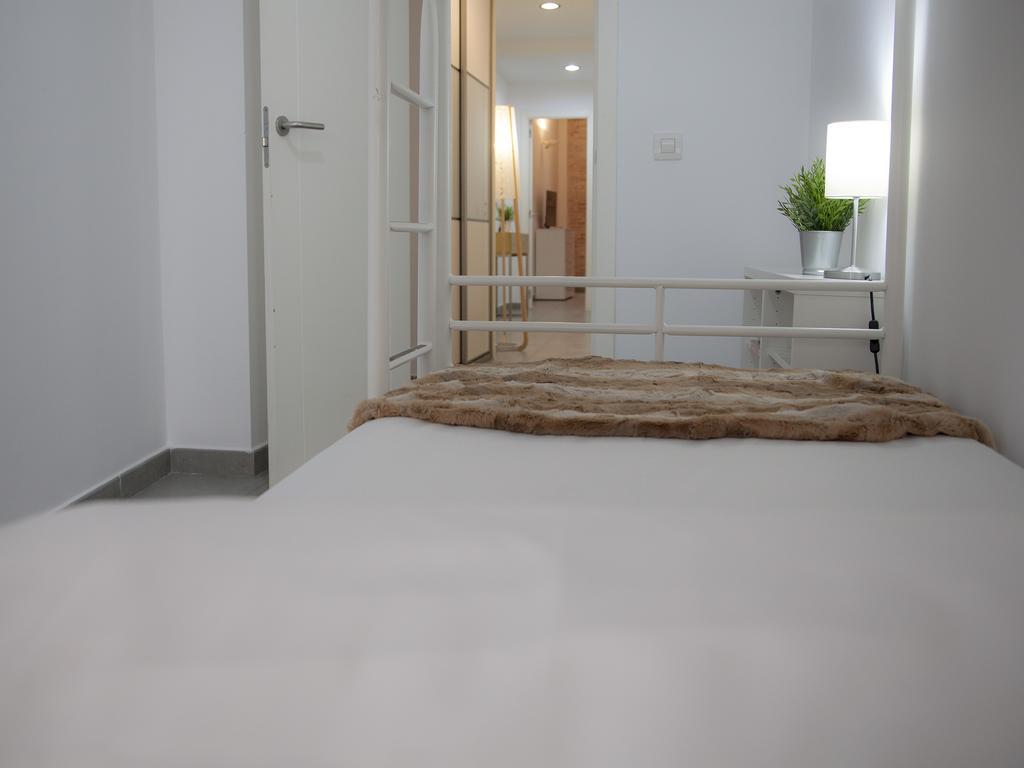 Flats Friends Tetuan Apartment Valencia Exterior photo